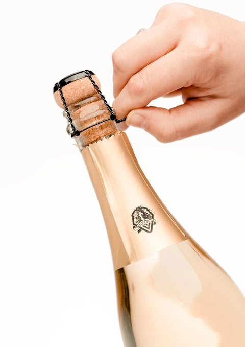 Vinada Sparkling Wine - natural corked alcohol free wine - vegan and gluten free